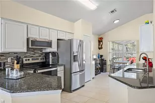2629 Chatham Cir, Kissimmee, FL 34746 - Photo 5