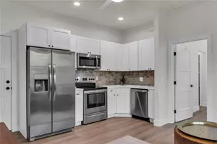 1200 Edwards Ln, Orlando, FL 32804 - Photo 59