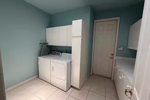 173 Orange Tree Dr, Atlantis, FL 33462 - Photo 9