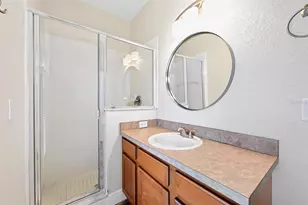 9011 Murano Mews Ct, Kissimmee, FL 34747 - Photo 15