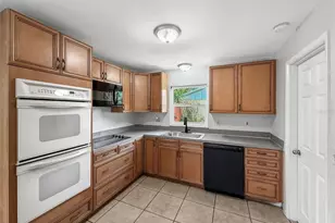 602 18th St, Orlando, FL 32805 - Photo 3