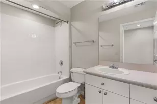 322 E Central Blvd, Orlando, FL 32801 - Photo 19