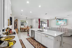 2236 Elegant Mnr Cir, Edgewater, FL 32141 - Photo 25