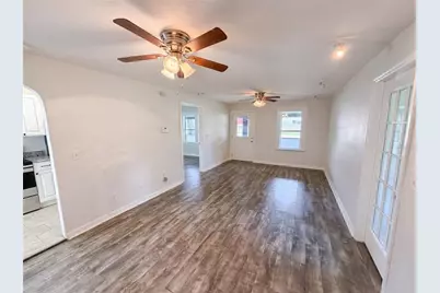 111 S Oleander Avenue, Sanford, FL 32771 - Photo 21