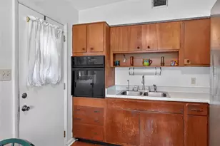 2514 Drake Dr, Orlando, FL 32810 - Photo 5