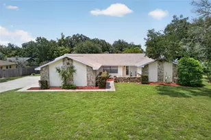 2704 Burgoyne Pl, Deland, FL 32720 - Photo 1