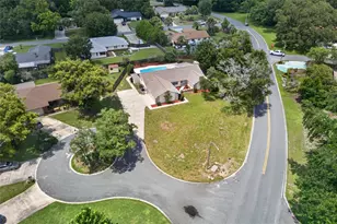 2704 Burgoyne Pl, Deland, FL 32720 - Photo 5