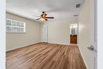 14331 Apache Avenue, Largo, FL 33774 - Photo 13