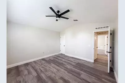 106 Cabrillo Drive, Groveland, FL 34736 - Photo 17