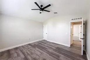 106 Cabrillo Dr, Groveland, FL 34736 - Photo 17