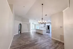 106 Cabrillo Dr, Groveland, FL 34736 - Photo 3