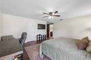 1887 Vale Dr, Clermont, FL 34711 - Photo 9