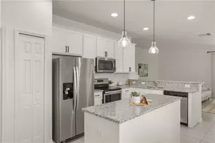 2340 Britwell Pl, Sanford, FL 32773 - Photo 11