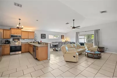 10022 Carole Place, Leesburg, FL 34788 - Photo 11
