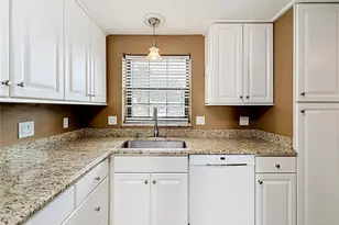 101 N Grandview St, Mount Dora, FL 32757 - Photo 23
