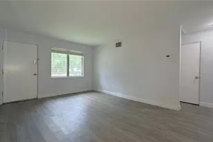 126 Palm Dr, Daytona Beach, FL 32117 - Photo 7