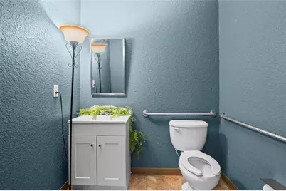 7901 Kingspointe Parkway #2, Orlando, FL 32819 - Photo 13