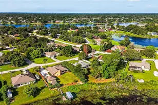 2562 Travida Dr, Deltona, FL 32738 - Photo 45