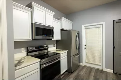 2431 Grasmere View Parkway N, Kissimmee, FL 34746 - Photo 11