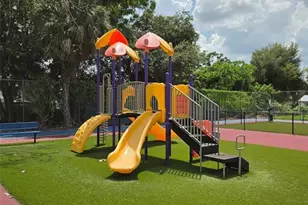 5860 La Costa Dr, Orlando, FL 32807 - Photo 17
