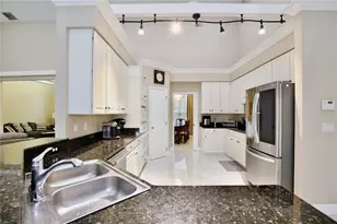 9374 Wickham Way, Orlando, FL 32836 - Photo 9