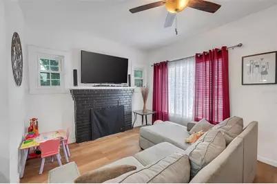 1313 4th Street NE, Winter Haven, FL 33881 - Photo 5
