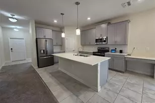 11124 Longleaf Woods Dr, Orlando, FL 32832 - Photo 5
