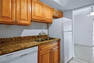 4709 S Texas Ave, Orlando, FL 32839 - Photo 7