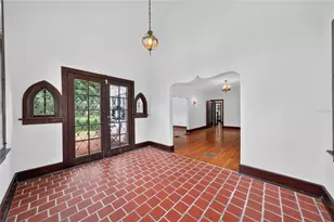 1216 Golden Ln, Orlando, FL 32804 - Photo 9