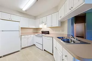 2550 N Alafaya Trail, Orlando, FL 32826 - Photo 13