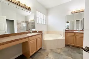 129 Crepe Myrtle Dr, Groveland, FL 34736 - Photo 17