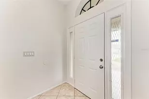 4621 35th Ct E, Bradenton, FL 34203 - Photo 3