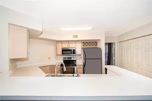 7210 Westpointe Blvd, Orlando, FL 32835 - Photo 13