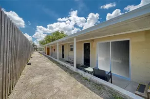 4615 N Hesperides St, Tampa, FL 33614 - Photo 1