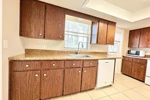 132 S Bulova Dr, Apopka, FL 32703 - Photo 11
