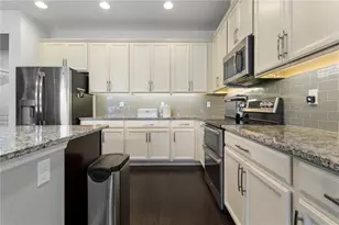 2651 Peony Dr, Oviedo, FL 32766 - Photo 7