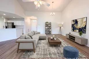 923 Oxford Park Dr, Sun City Center, FL 33573 - Photo 3