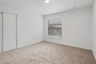 2218 Bracknell Forest Trail, Tavares, FL 32778 - Photo 11