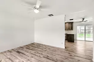 2715 Ramsey Dr, Apopka, FL 32703 - Photo 9