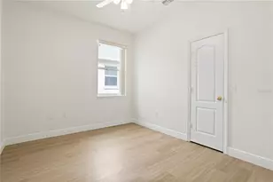 10402 Eastpark Lake Dr, Orlando, FL 32832 - Photo 21