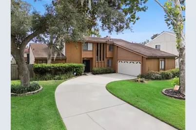 916 E Cleveland Street, Apopka, FL 32703 - Photo 1