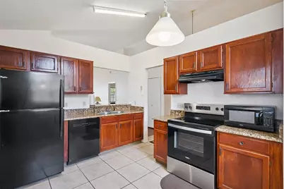 3023 Weymouth Court, Apopka, FL 32703 - Photo 9
