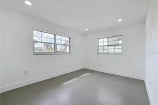 720 Capri Blvd, Saint Petersburg, FL 33706 - Photo 29