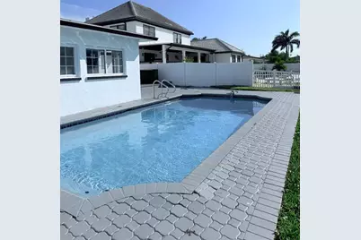 720 Capri Boulevard, Saint Petersburg, FL 33706 - Photo 31