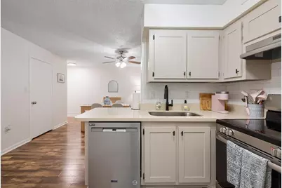 3806 Southpointe Drive #L4, Orlando, FL 32822 - Photo 7