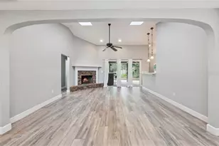 4507 Winderwood Cir, Orlando, FL 32835 - Photo 9