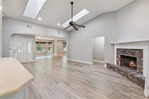 4507 Winderwood Cir, Orlando, FL 32835 - Photo 7