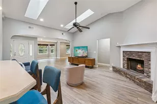 4507 Winderwood Cir, Orlando, FL 32835 - Photo 5