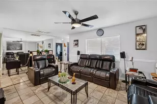 3721 Coppertree Cir, Brandon, FL 33511 - Photo 7
