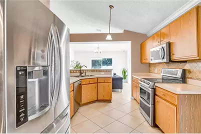 206 Great Yarmouth Court, Kissimmee, FL 34758 - Photo 11